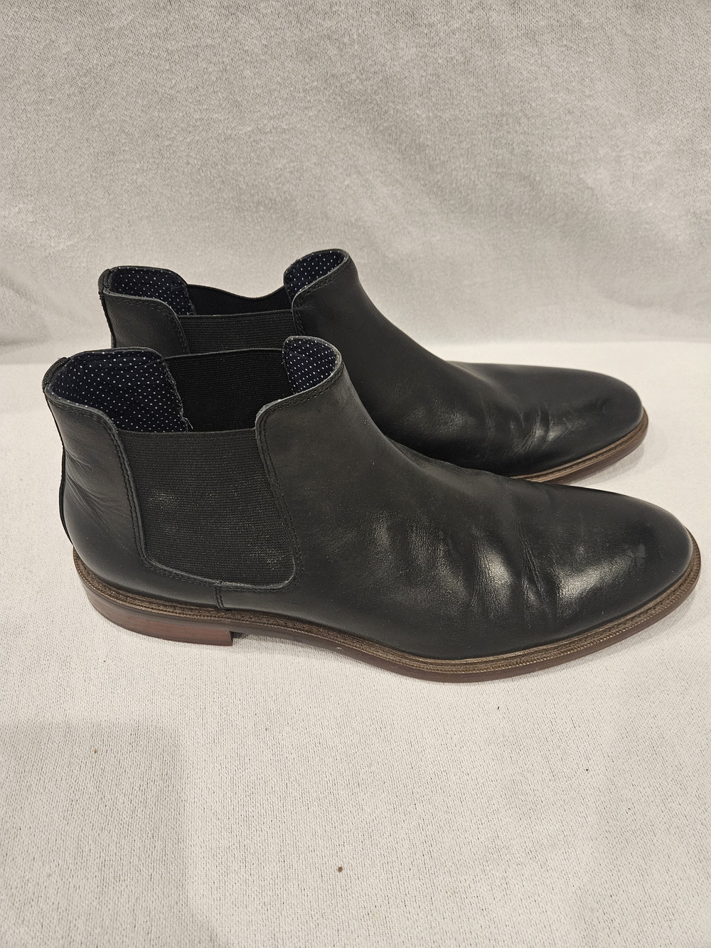 Aston Grey Men’s Black Leather Chelsea Boots 10.5 - Picture 3 of 9